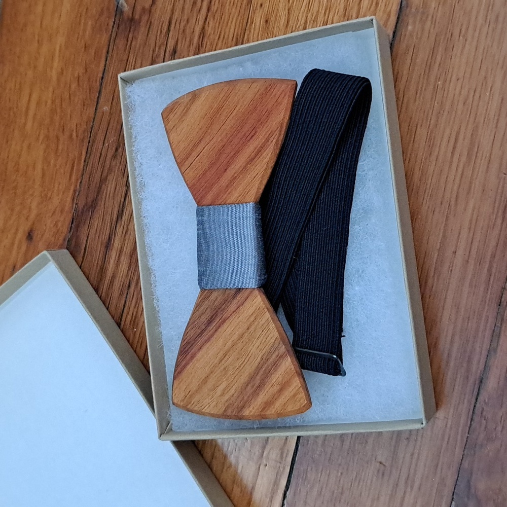 Wooden Bowtie 3/20
